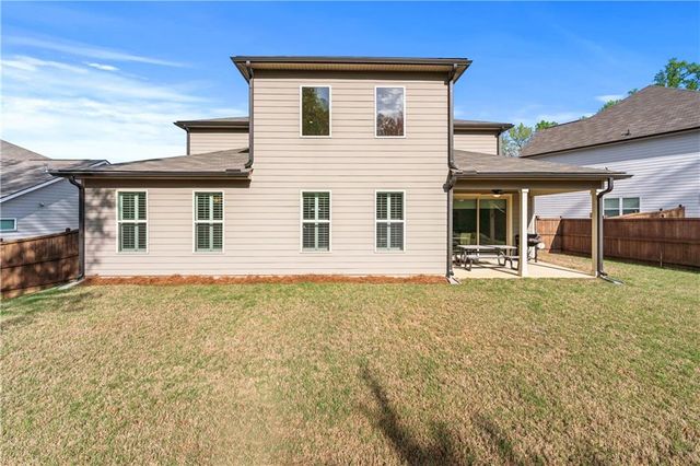585 Briard Drive, Sugar Hill, GA 30518