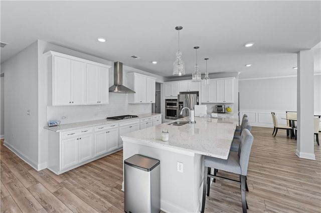 585 Briard Drive, Sugar Hill, GA 30518