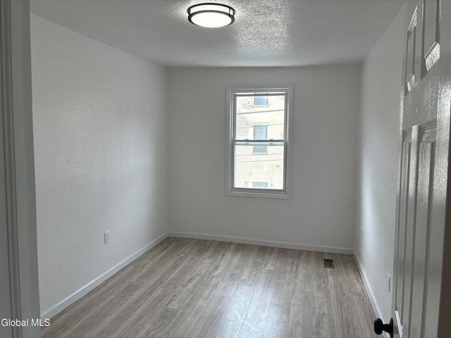 68 Bassett Street, Albany, NY 12202