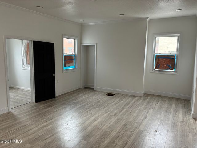 68 Bassett Street, Albany, NY 12202