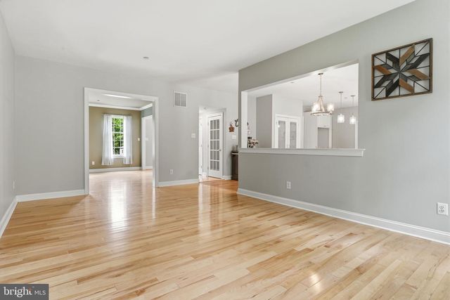 2027 OAK AVE, Jamison, PA 18929