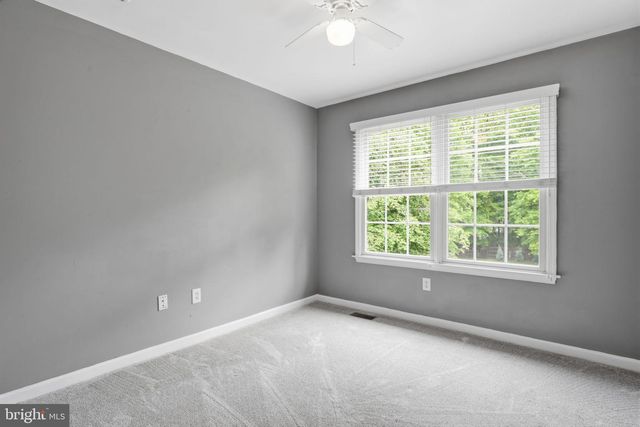 2027 OAK AVE, Jamison, PA 18929