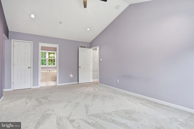 2027 OAK AVE, Jamison, PA 18929