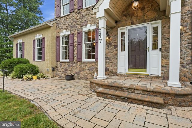 2027 OAK AVE, Jamison, PA 18929