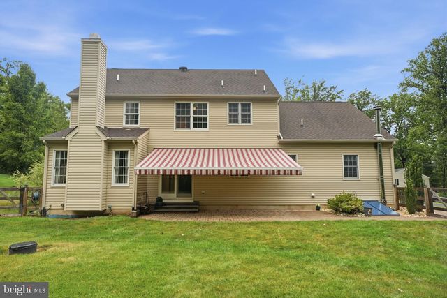 2027 OAK AVE, Jamison, PA 18929