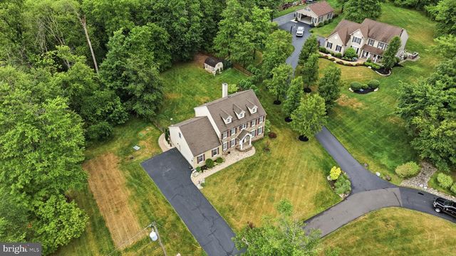 2027 OAK AVE, Jamison, PA 18929