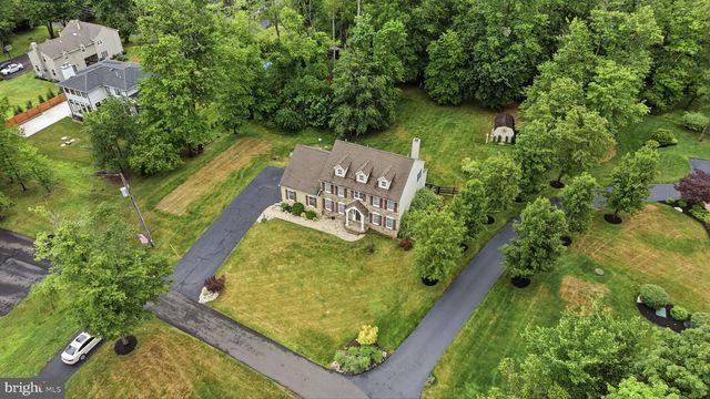 2027 OAK AVE, Jamison, PA 18929