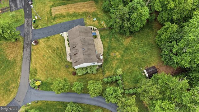 2027 OAK AVE, Jamison, PA 18929