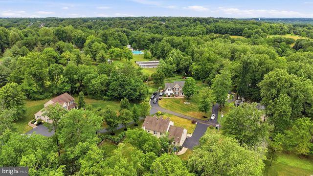 2027 OAK AVE, Jamison, PA 18929