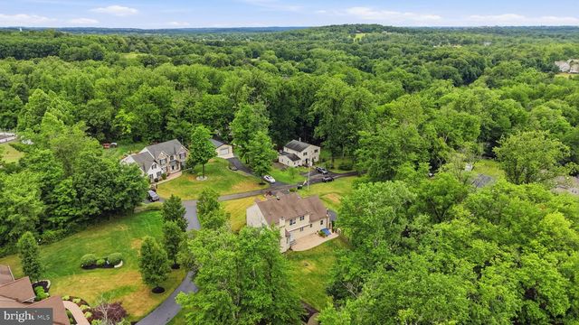 2027 OAK AVE, Jamison, PA 18929
