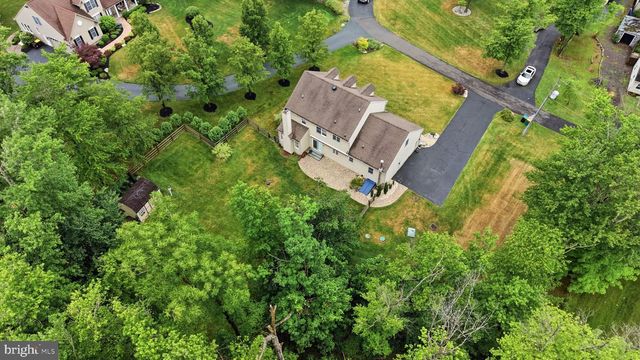 2027 OAK AVE, Jamison, PA 18929