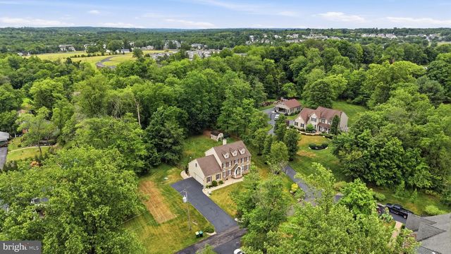 2027 OAK AVE, Jamison, PA 18929