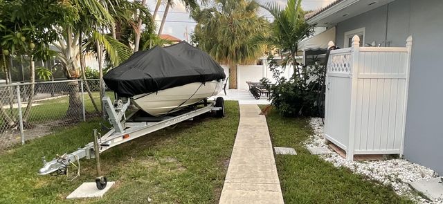 1061 Bimini Lane, West Palm Beach, FL 33404