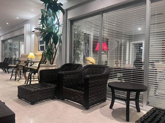 1061 Bimini Lane, West Palm Beach, FL 33404