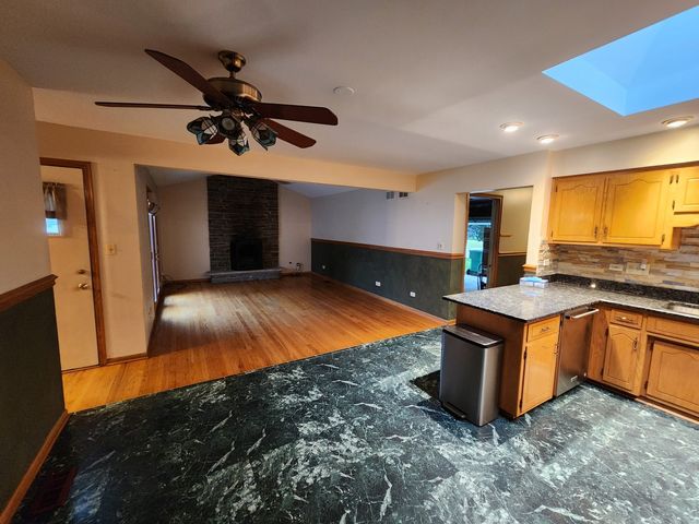 639 Poplar Avenue, Romeoville, IL 60446