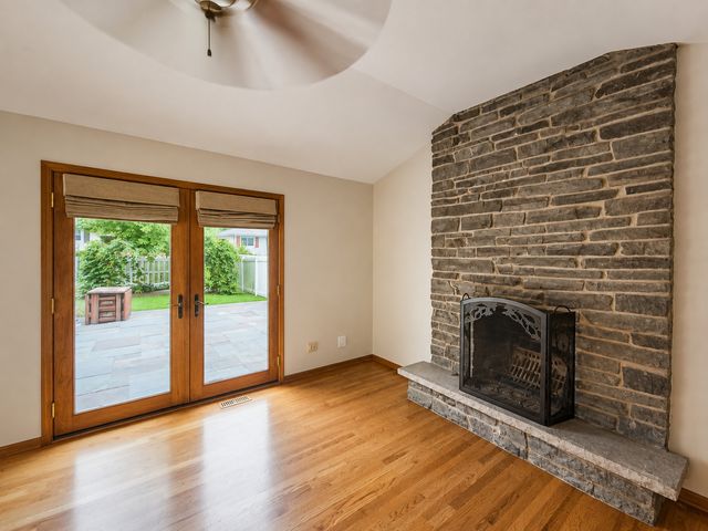 639 Poplar Avenue, Romeoville, IL 60446
