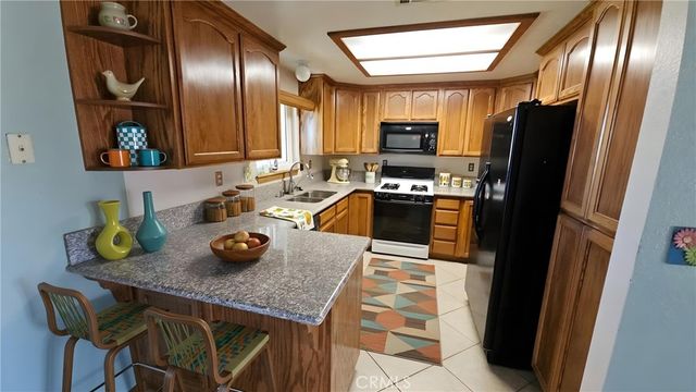 40985 174th E, Lancaster, CA 93535