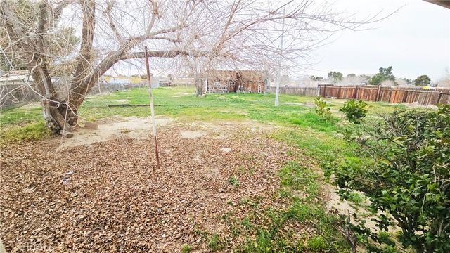 40985 174th E, Lancaster, CA 93535
