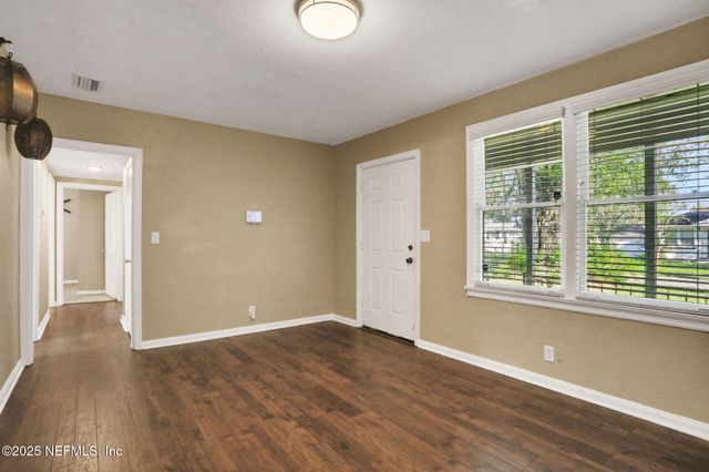 5148 ATTLEBORO Street, Jacksonville, FL 32205