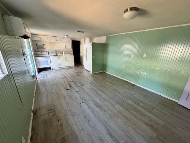 4233 MANTON LANE, Holiday, FL 34691