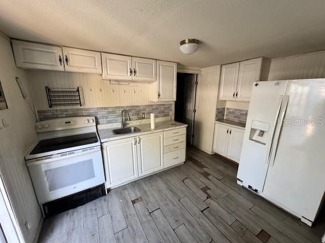 4233 MANTON LANE, Holiday, FL 34691