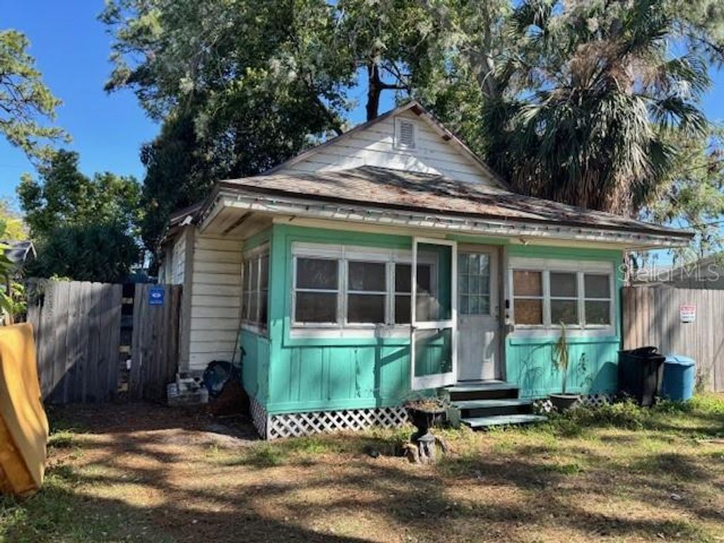 4233 MANTON LANE, Holiday, FL 34691