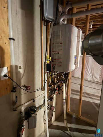 3328 E Broken Arrow St Street, Sioux Falls, SD 57103