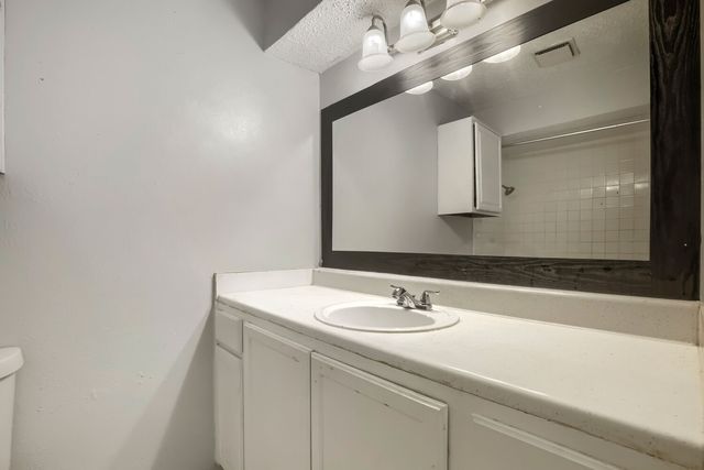 1848 Abshire Lane, Dallas, TX 75228