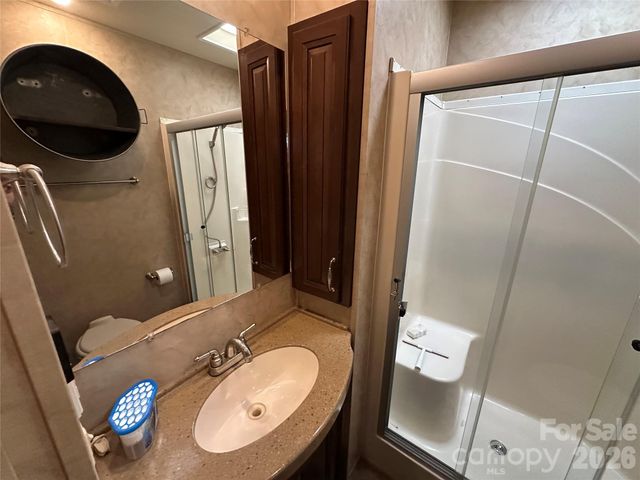 112 Sparrow Lane, New London, NC 28127