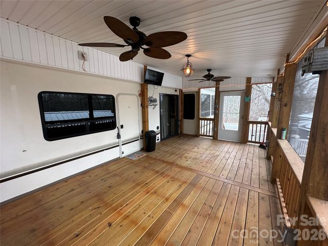 112 Sparrow Lane, New London, NC 28127