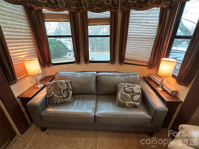 112 Sparrow Lane, New London, NC 28127