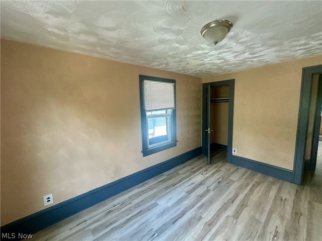 280 Lake Street, Akron, OH 44301