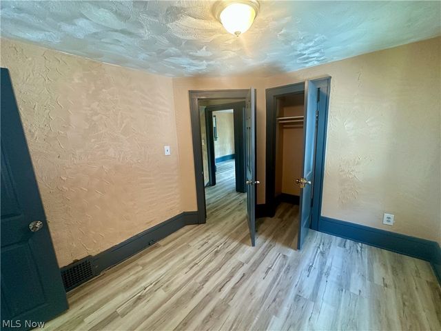 280 Lake Street, Akron, OH 44301