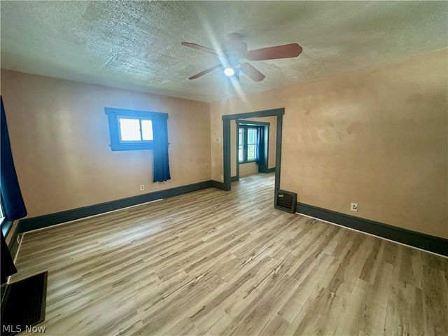 280 Lake Street, Akron, OH 44301