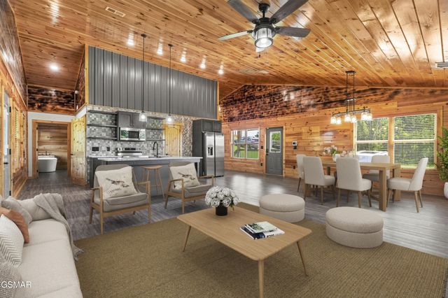 353 Oak Lake Drive, Sevierville, TN 37876