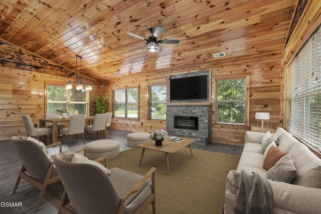 353 Oak Lake Drive, Sevierville, TN 37876