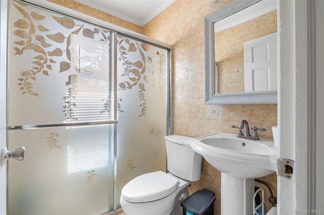 682 Rose Boulevard, North Baldwin, NY 11510