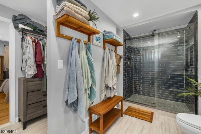 101 Sycamore Ave, Livingston Twp., NJ 07039