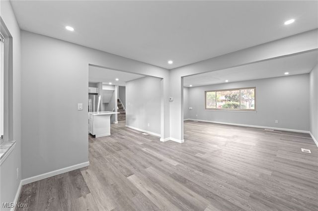 6876 Anthony Lane, Parma Heights, OH 44130