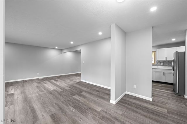 6876 Anthony Lane, Parma Heights, OH 44130