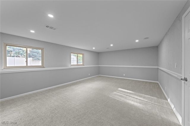 6876 Anthony Lane, Parma Heights, OH 44130