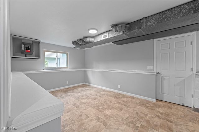 6876 Anthony Lane, Parma Heights, OH 44130