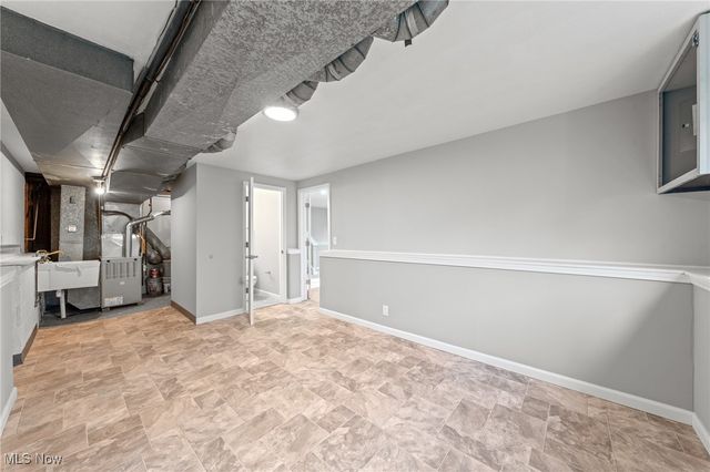 6876 Anthony Lane, Parma Heights, OH 44130