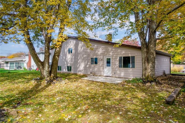 6876 Anthony Lane, Parma Heights, OH 44130