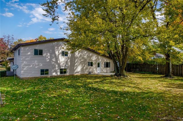 6876 Anthony Lane, Parma Heights, OH 44130