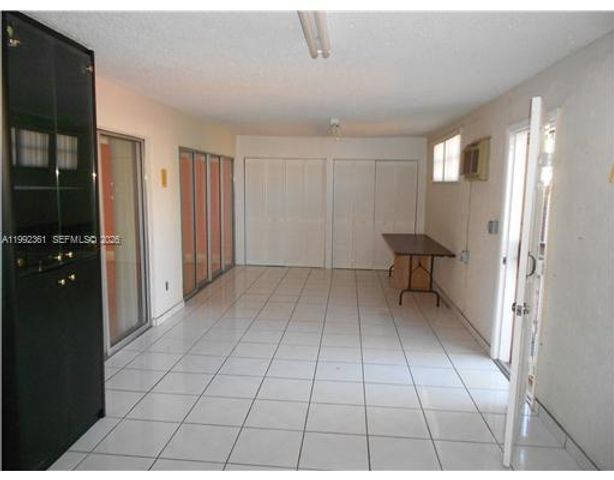 4131 W 18th Ct 4131, Hialeah, FL 33012