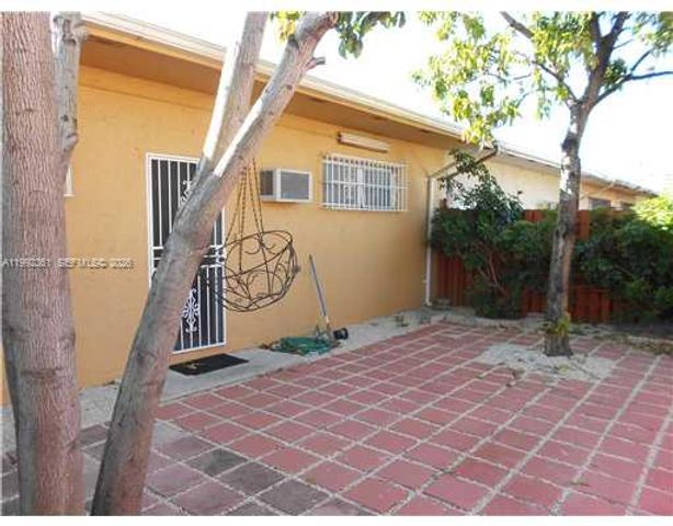 4131 W 18th Ct 4131, Hialeah, FL 33012