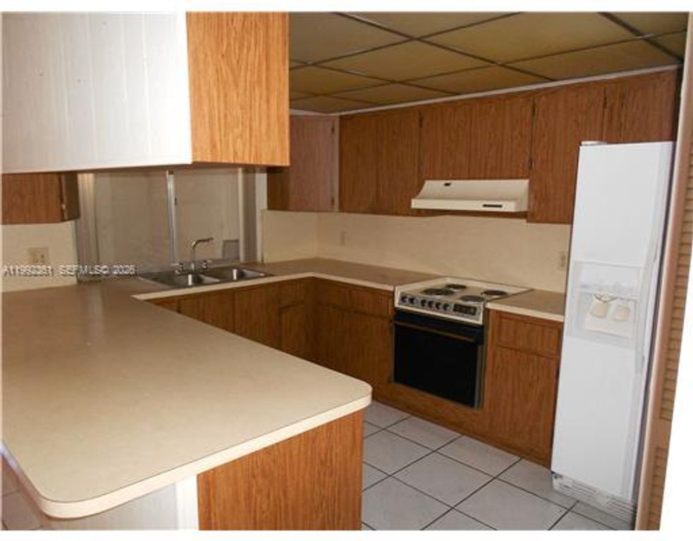 4131 W 18th Ct 4131, Hialeah, FL 33012