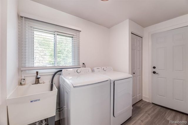 2862 Rossmoor Circle, Bloomfield Hills, MI 48302