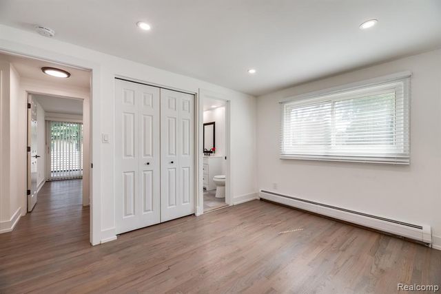 2862 Rossmoor Circle, Bloomfield Hills, MI 48302